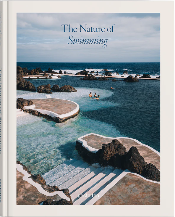 Portada de la edición actualizada de The Nature of Swimming